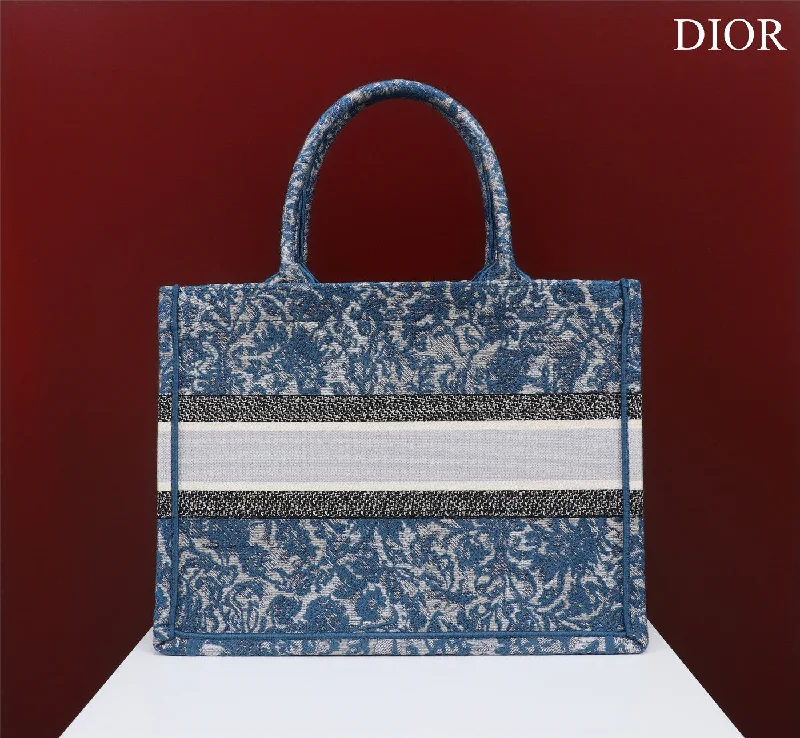 Christian Dior - Luxury Bags  360