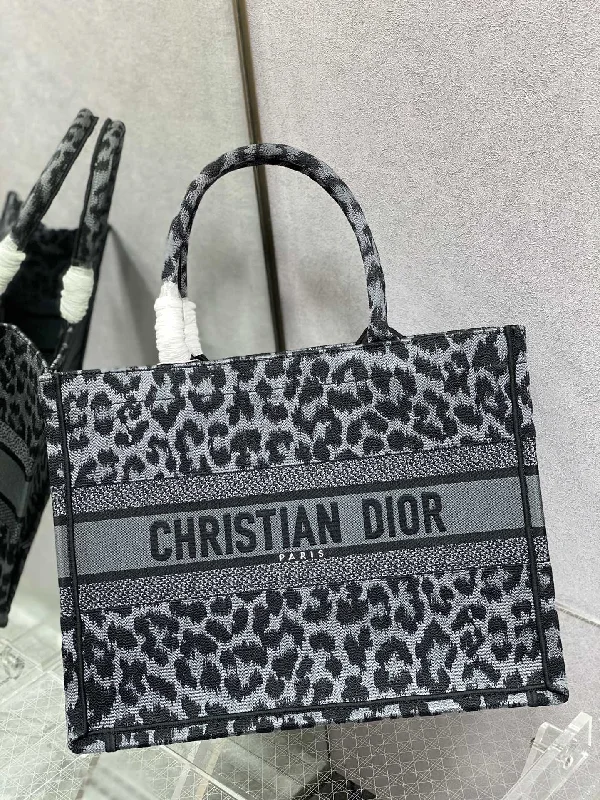 Christian Dior - Luxury Bags  451