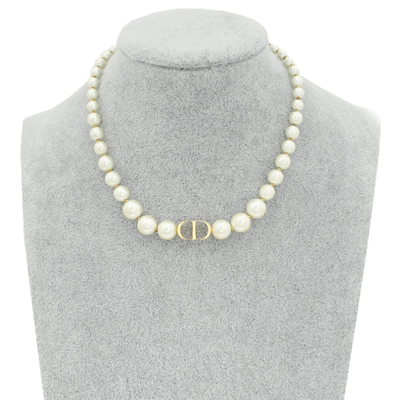 Christian Dior White 30 Montaigne Choker Necklace