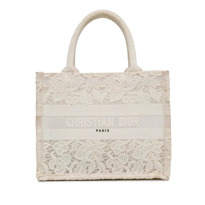 Dior Small D-Lace Embroidery Book Tote (SHG-x9rHGK)