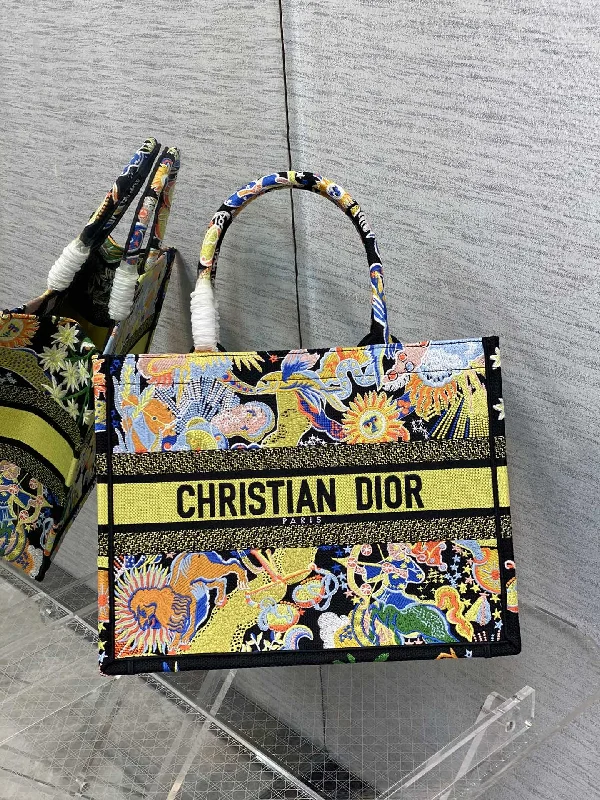 Christian Dior - Luxury Bags  367